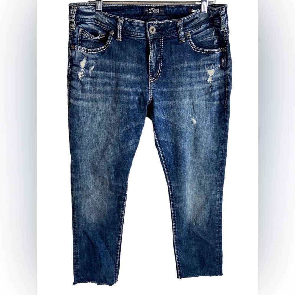 Silver Jeans Size 14 Girlfriend Medium Wash Distressed Super Stretch